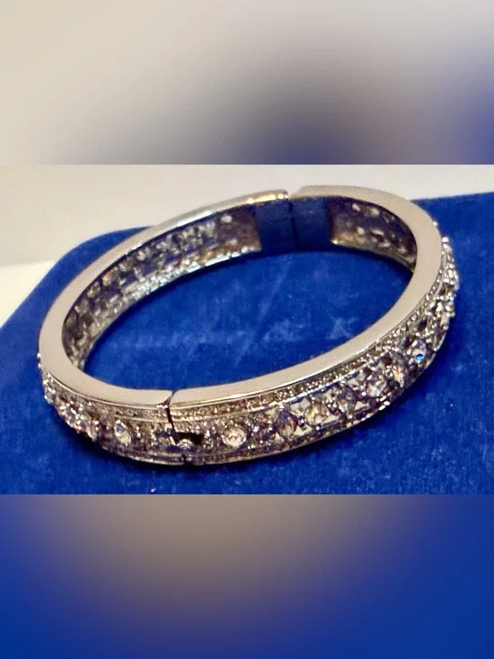 Camrose & Kross Jacqueline Kennedy “JBK” Crystal Bracelet w/ Box & COA